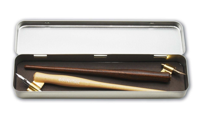 Deux porte-plumes coudés Handwritmic pour Nikko et Hunt