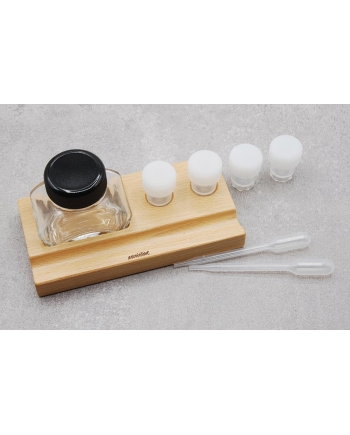 Dinky dip - encrier pour bouteille d'encre