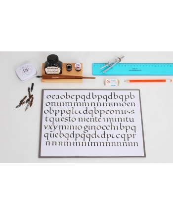 Sous-main souple pour calligraphie