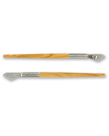 Ruling pen with olive wood handle