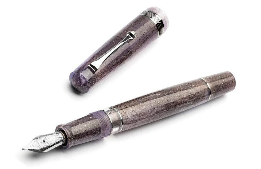 Leonardo Momento Magico - amethyst fountain pen