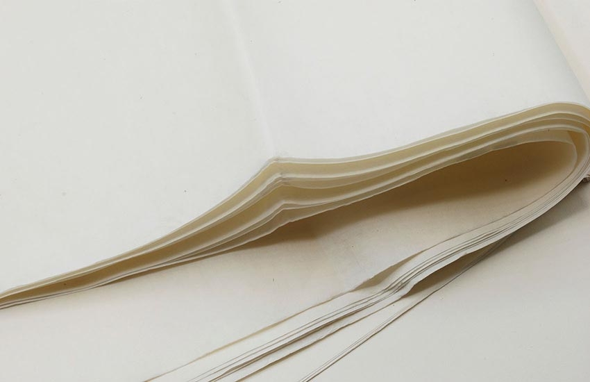 Papier murier kozo Awagami feuille à 52 g - 97 x 100 cm